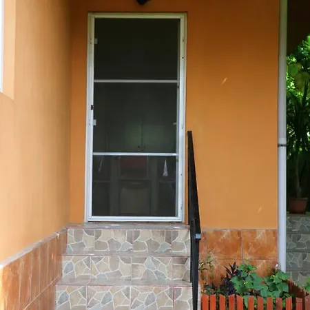 招待所 Casa Ancuta *